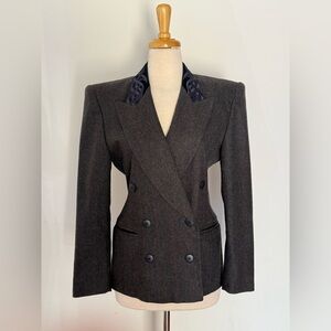 Vintage Escada Blazer size 36 in perfect condition